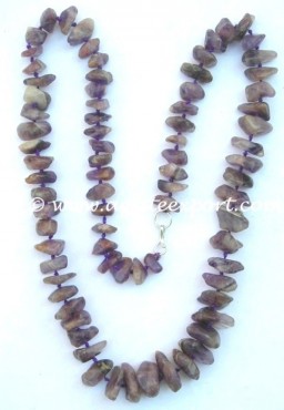 Amethyst Bagger Necklace.