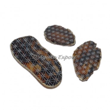 Engraved Flower Symbol Agate Slice