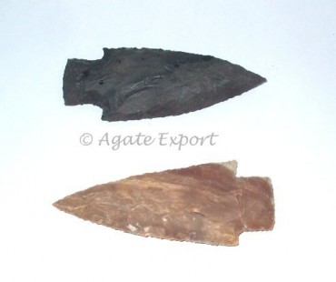 Handle Arrowheads point
