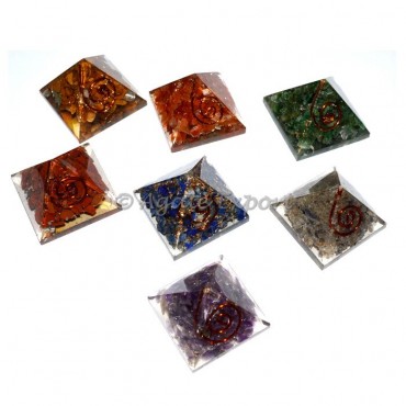 Orgone Chakra Pyramids Small with Choko ReikI Set