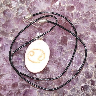 Cream Moon Stone Cansers Zodiac Sign Pendants