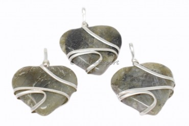 Labradorite Hearts Wire Wrap Pendant